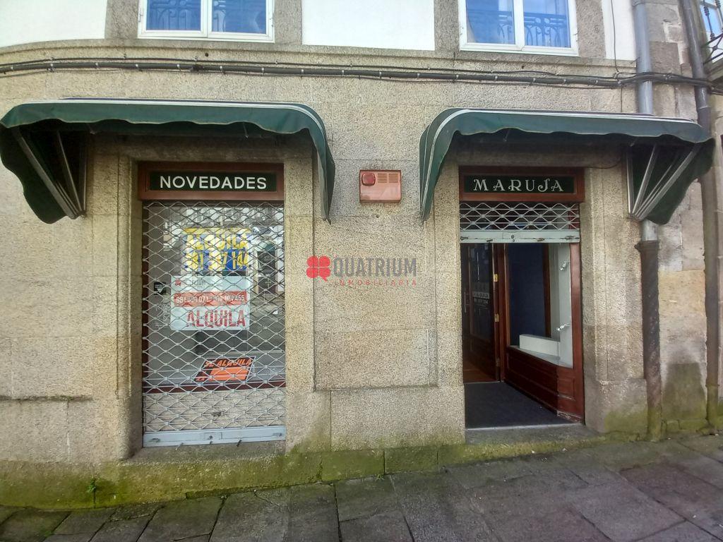 Local en Praza da Pescadería Vella, Santiago de Compostela, A Coruña de 110 m2