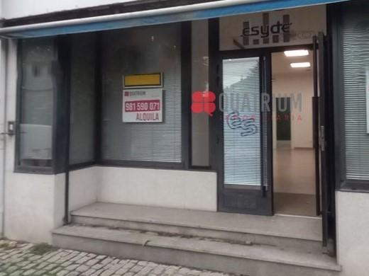 Local en Rúa do Valiño, Santiago de Compostela, A Coruña de 108 m2