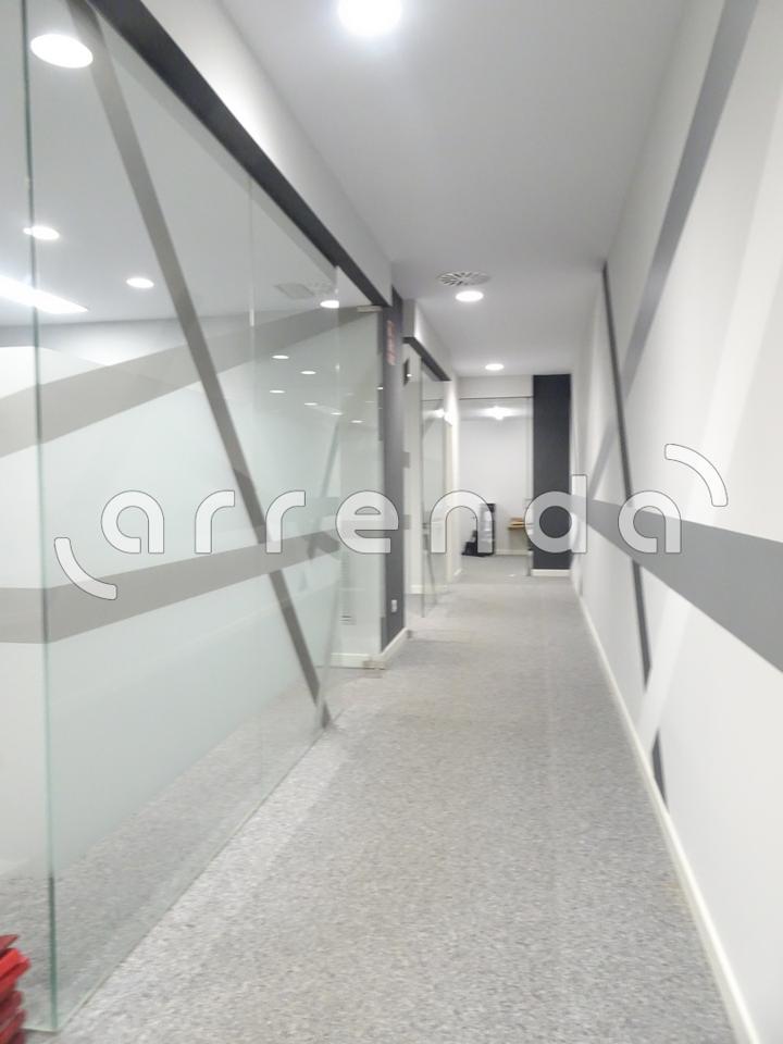 locales-comerciales en santander · floranes 1400€