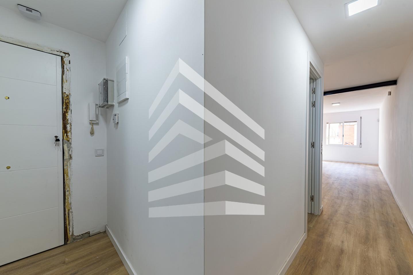 pisos en barcelona · carrer-del-rossello-08903 215000€