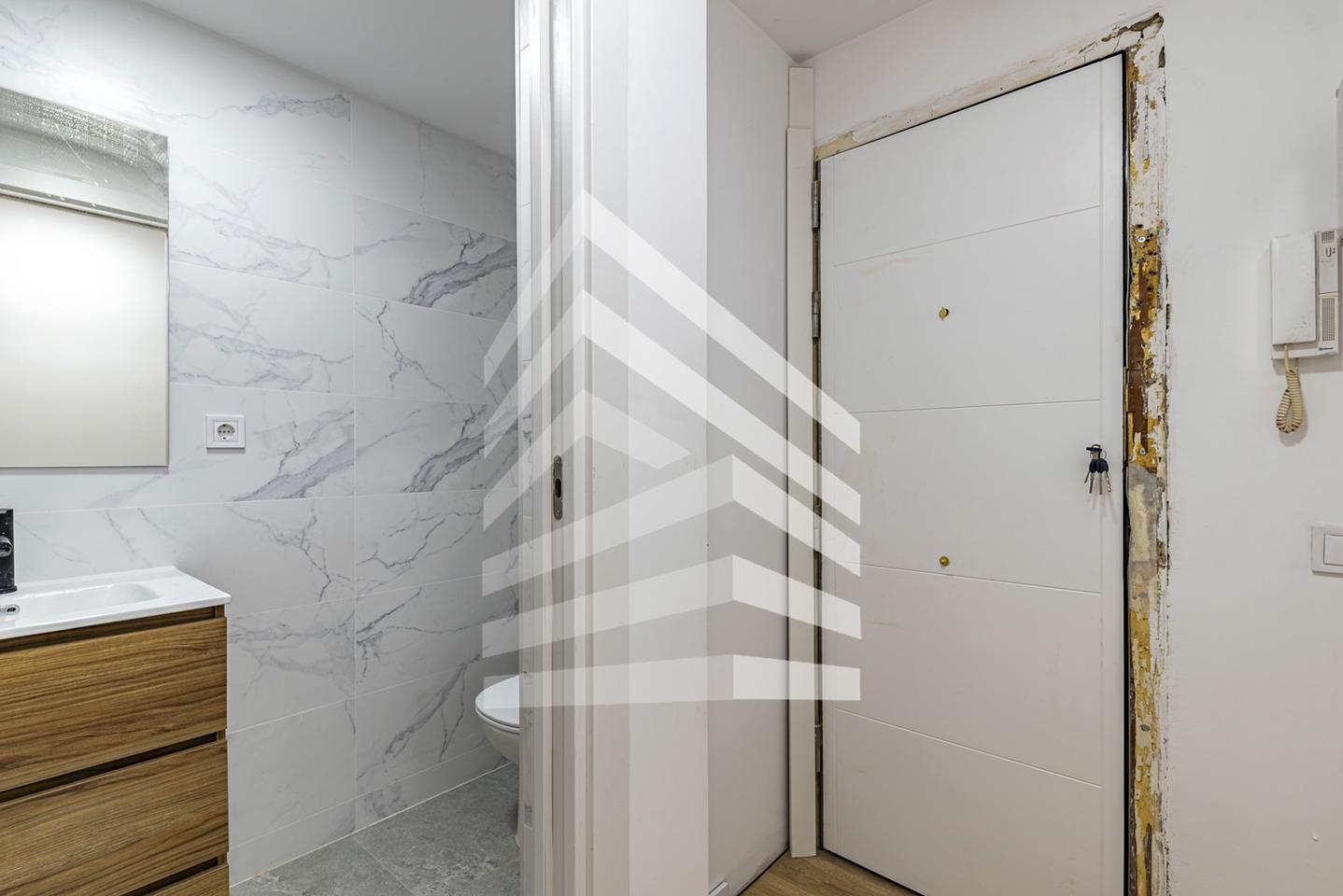 pisos en barcelona · carrer-del-rossello-08903 215000€