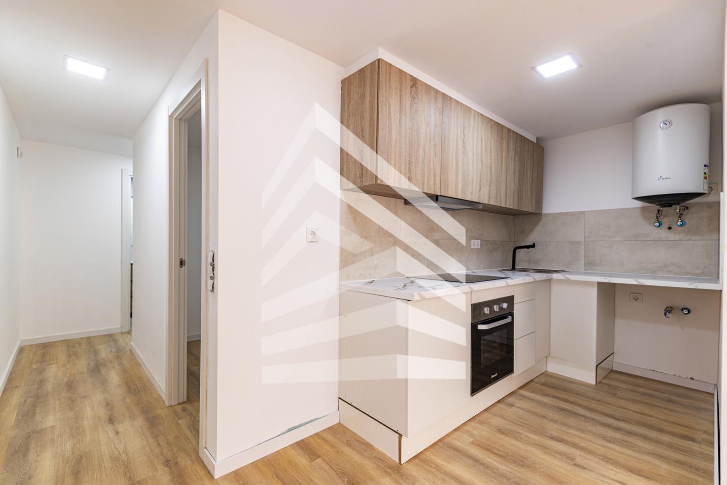 pisos en barcelona · carrer-del-rossello-08903 215000€