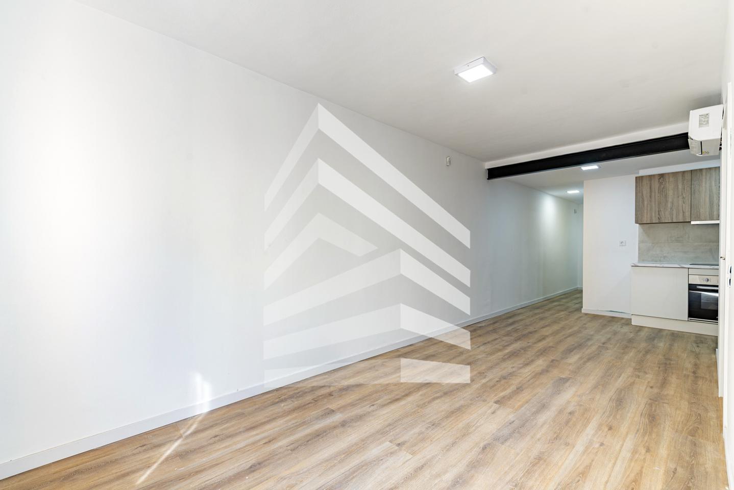 pisos en barcelona · carrer-del-rossello-08903 215000€