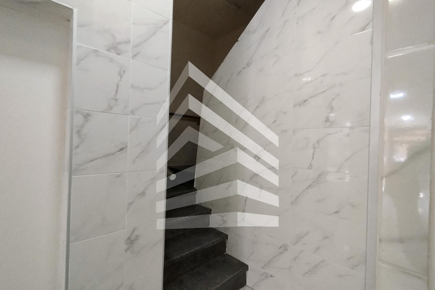 pisos en barcelona · carrer-del-rossello-08903 215000€