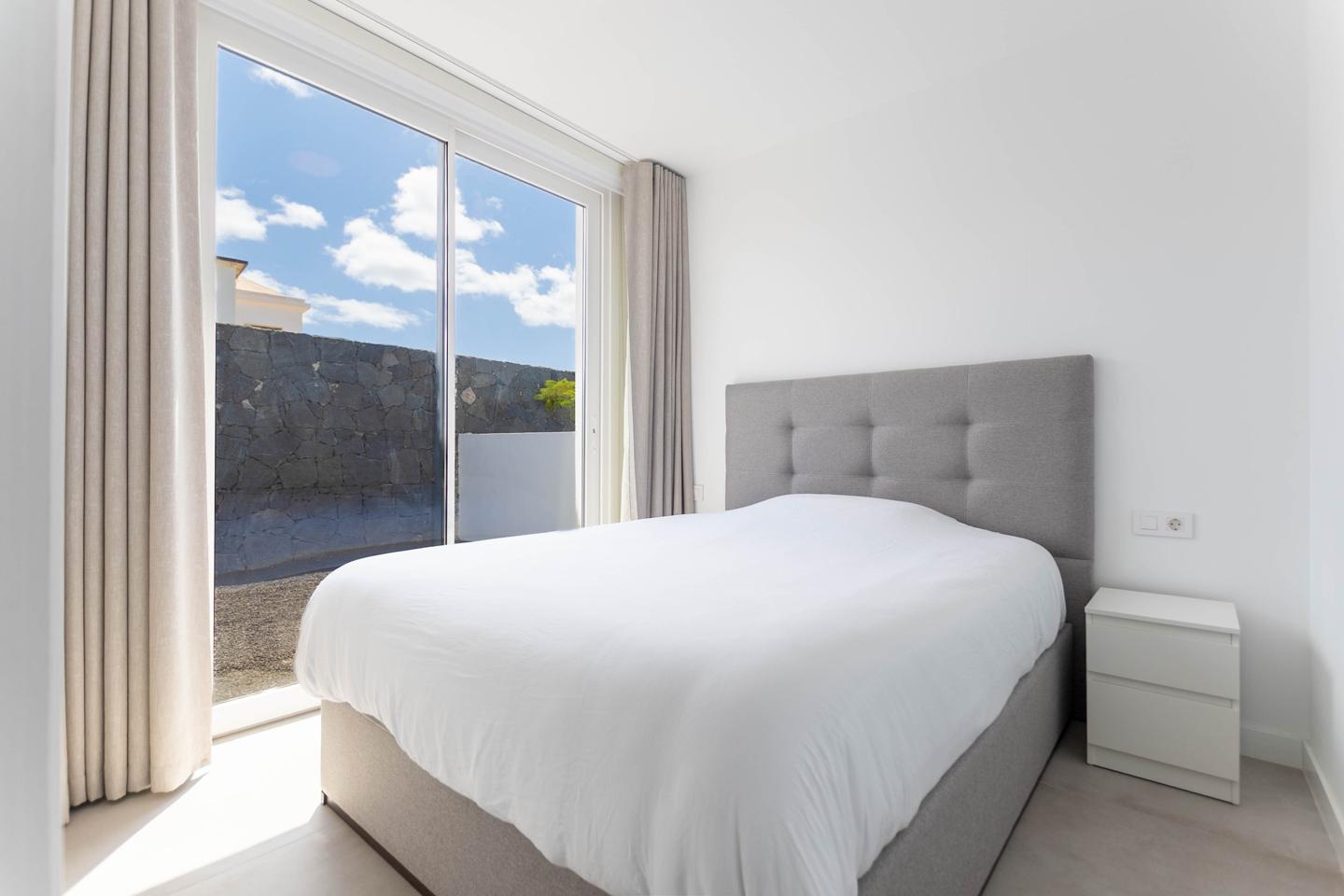 Contemporary 3 Bed Detached Villa With Pool