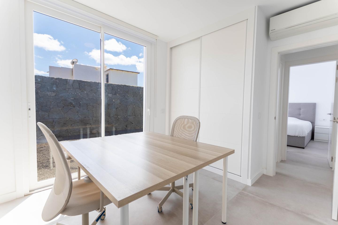 Contemporary 3 Bed Detached Villa With Pool