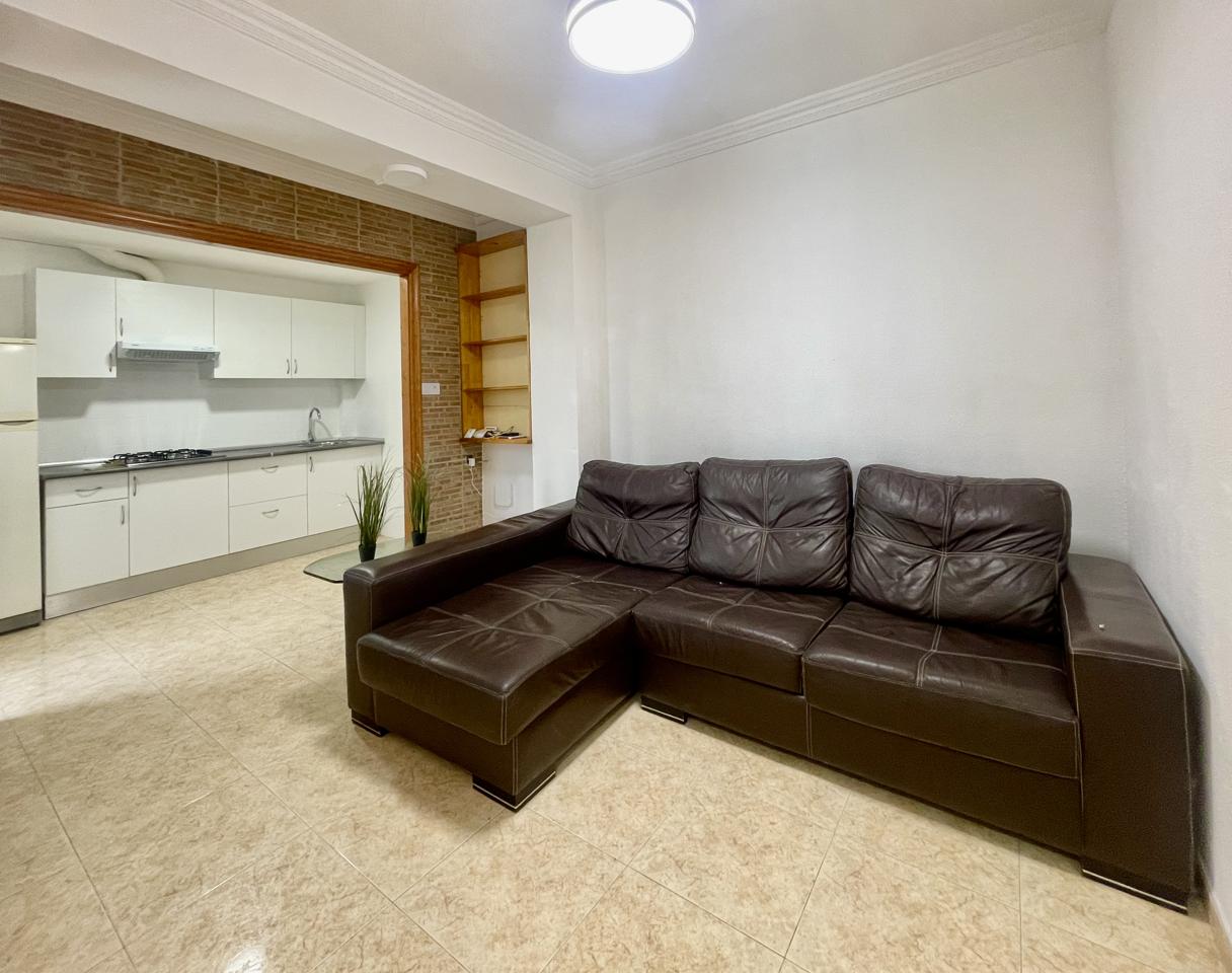 Piso en Calle Pascual de la Mata, Alicante, Alicante de 51 m2