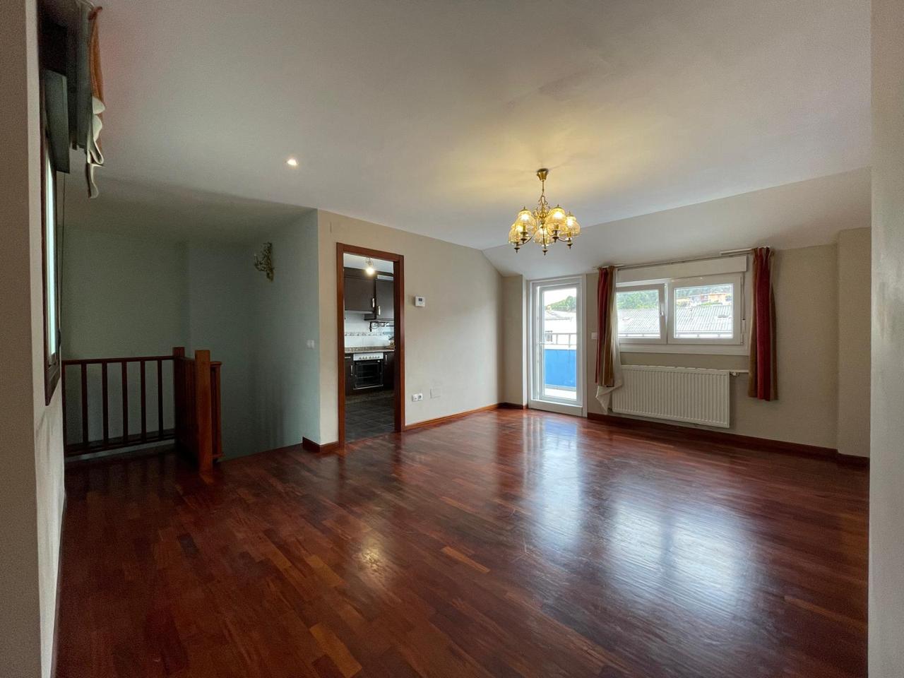 Piso en Avenida Alcalde Manuel Platas Varela, Arteixo, La Coruña de 134 m2