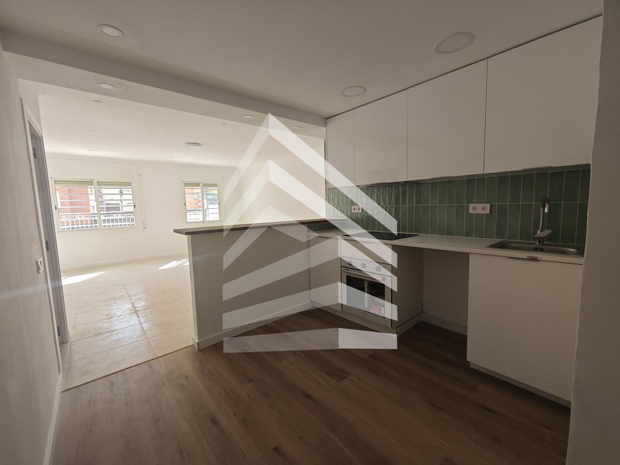 pisos en terrassa · carrer-renaixement-08226 170000€