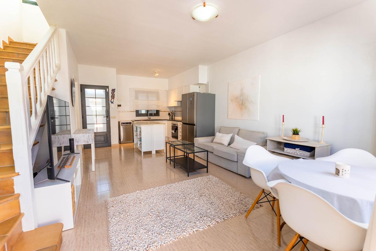 Cosy 2 Bed Duplex With South Facing Terrace