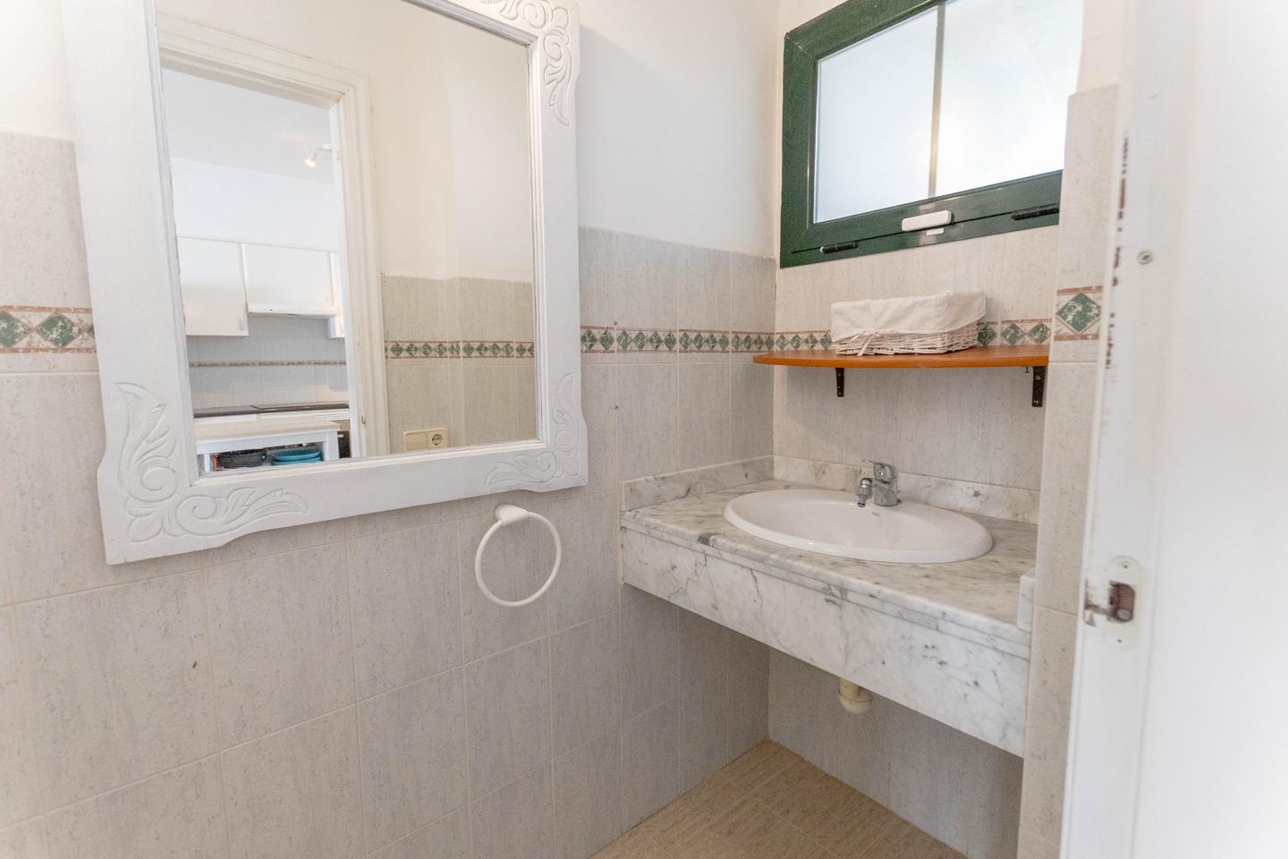 Cosy 2 Bed Duplex With South Facing Terrace
