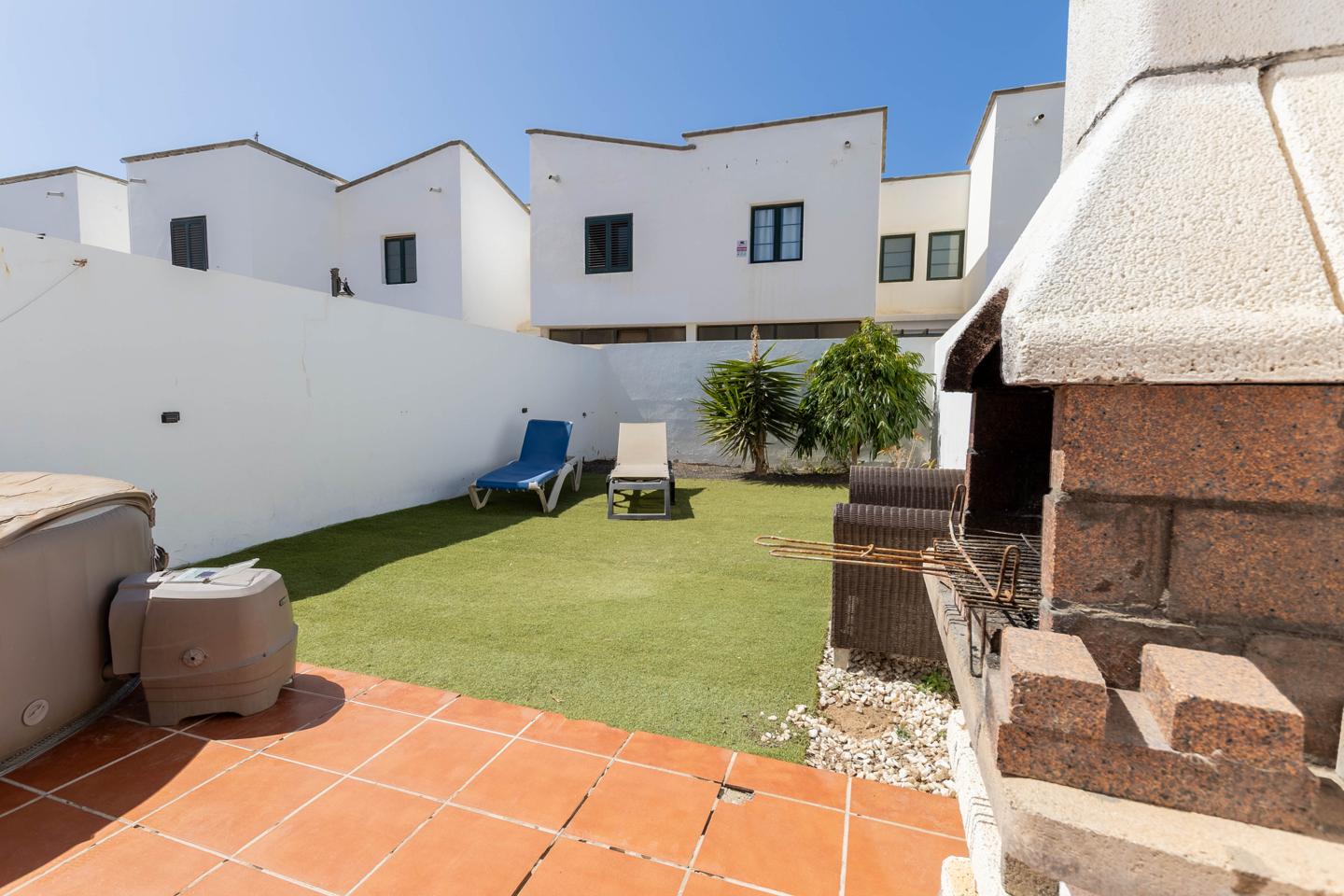 Cosy 2 Bed Duplex With South Facing Terrace