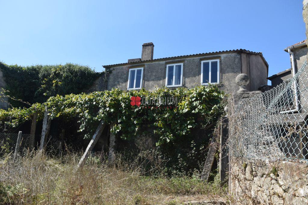 Casa / chalet en Casaldomiro, Teo, A Coruña de 240 m2