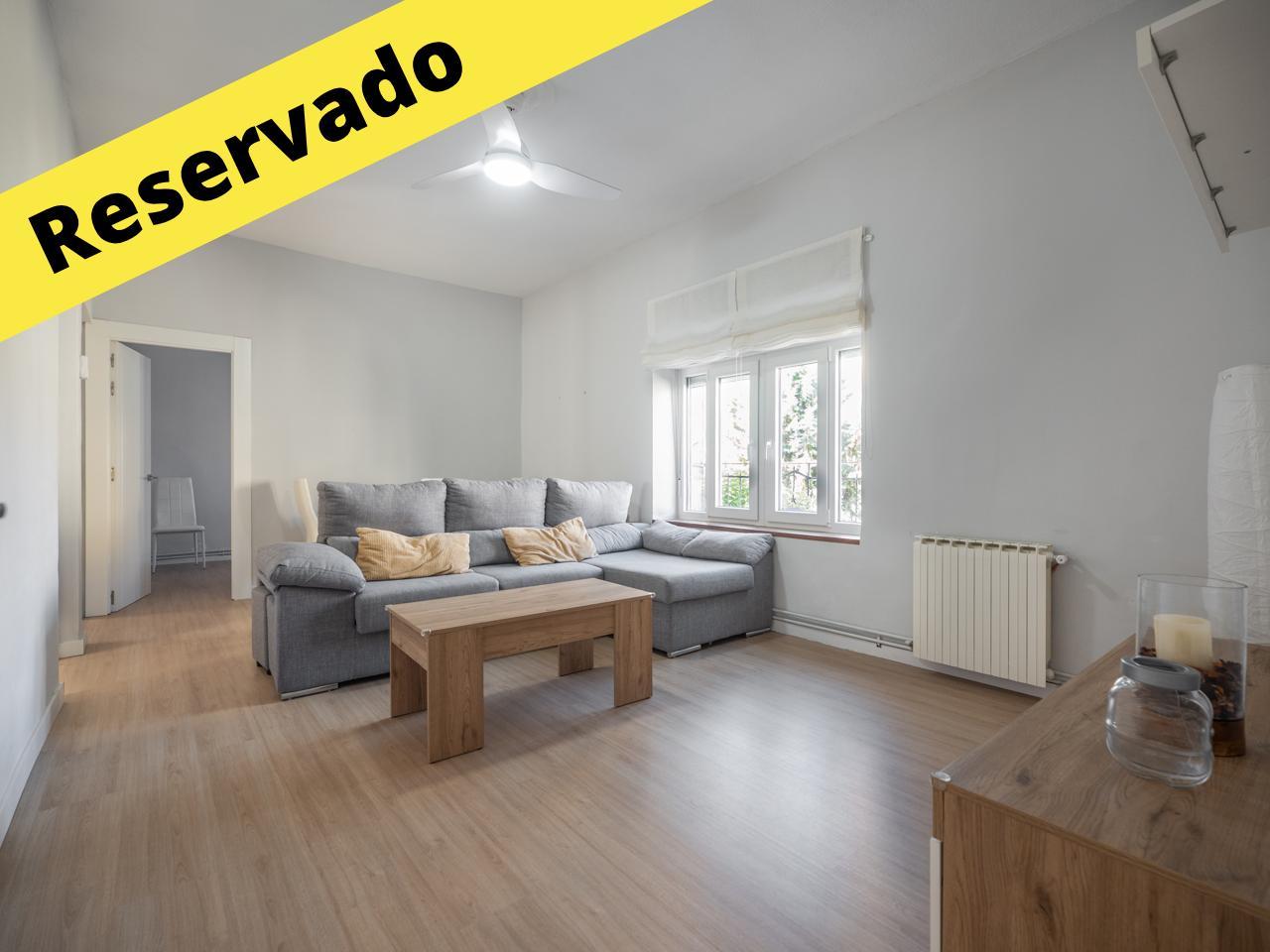 Piso Reformado junto a la Estación de 3 habitaciones