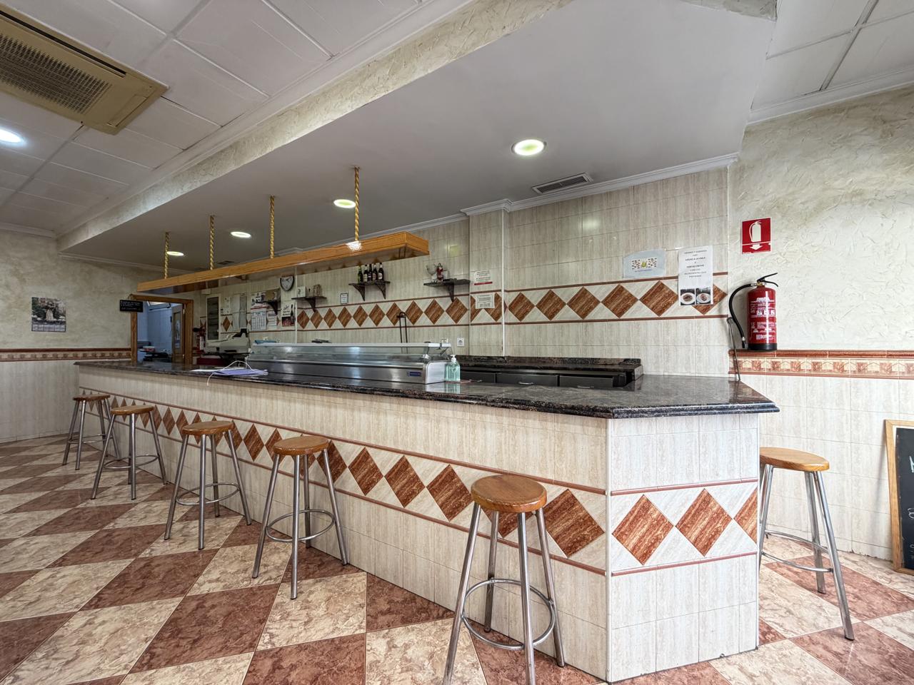 Local en Calle Lamberto Amat, Elda, Alicante de 87 m2