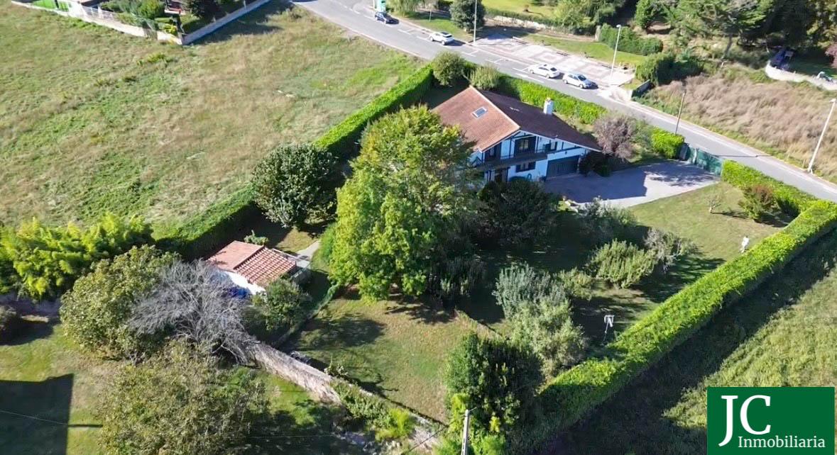 Casa / chalet en Argoños, Cantabria de 252 m2