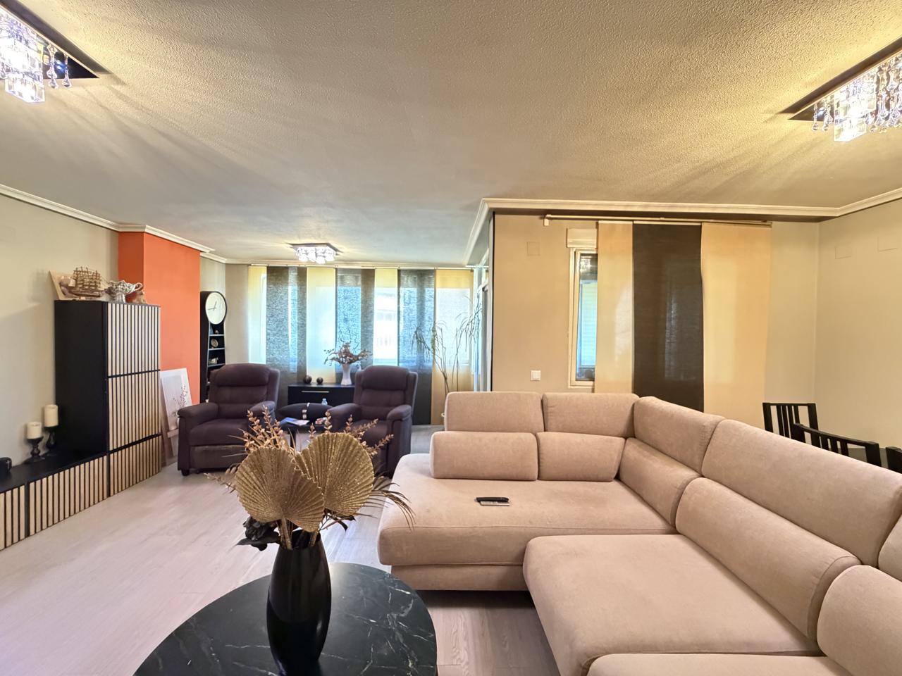 Piso en Calle Brasil, Alicante, Alicante de 115 m2