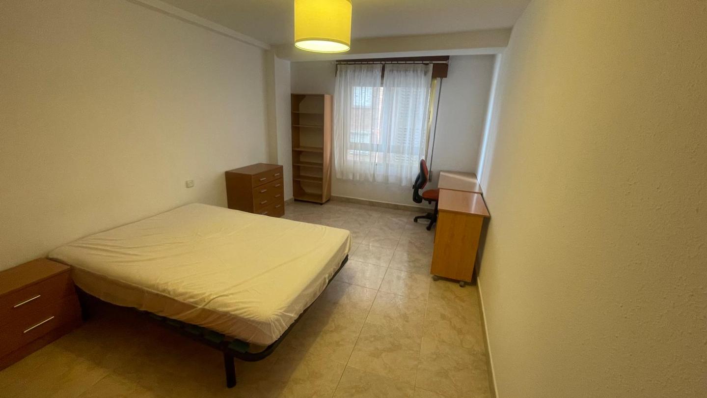 Habitación en Calle Frailes, Ponferrada, León de 120 m2