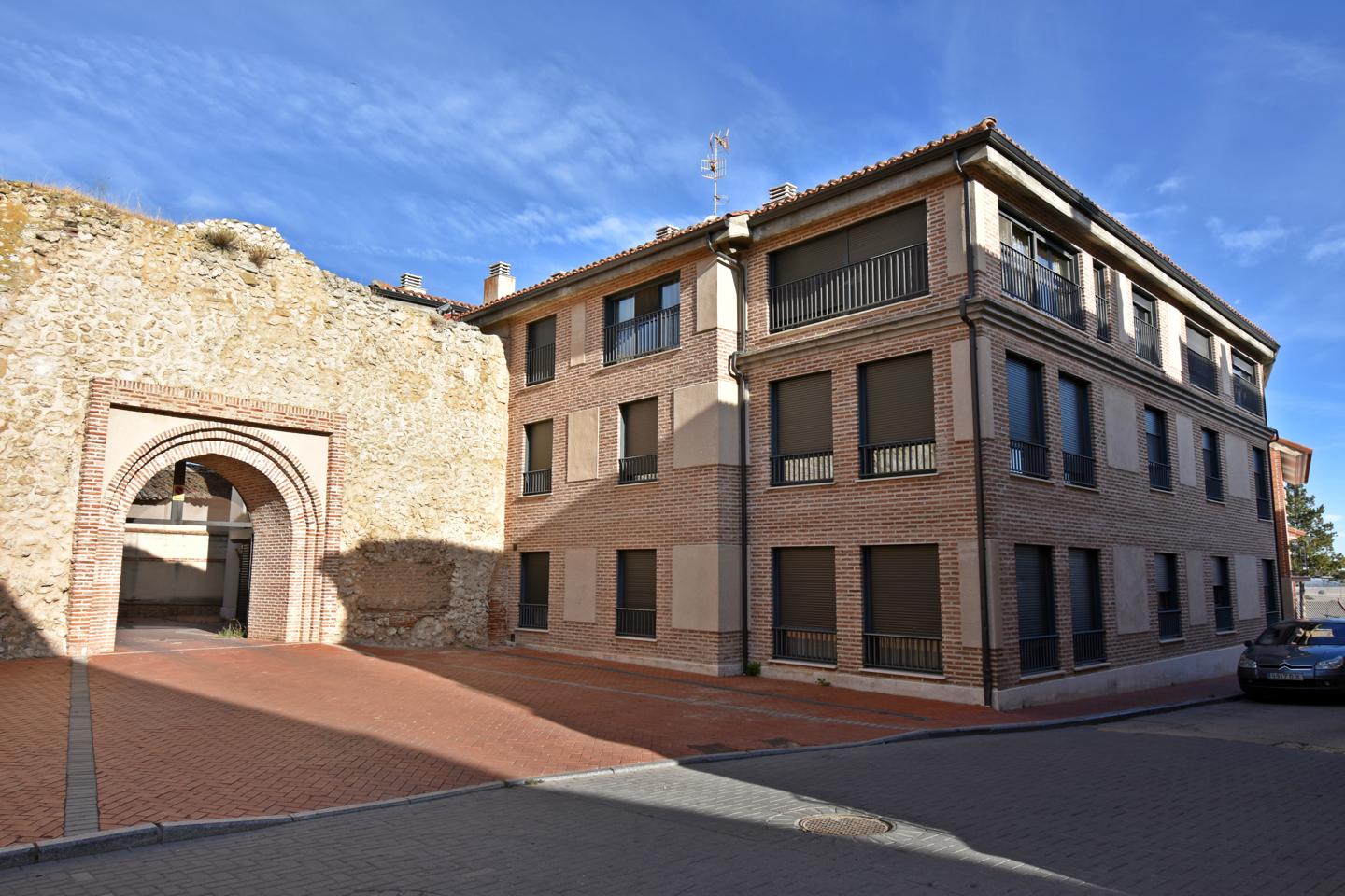 Piso en Calle Olmillo, Olmedo, Valladolid de 104 m2
