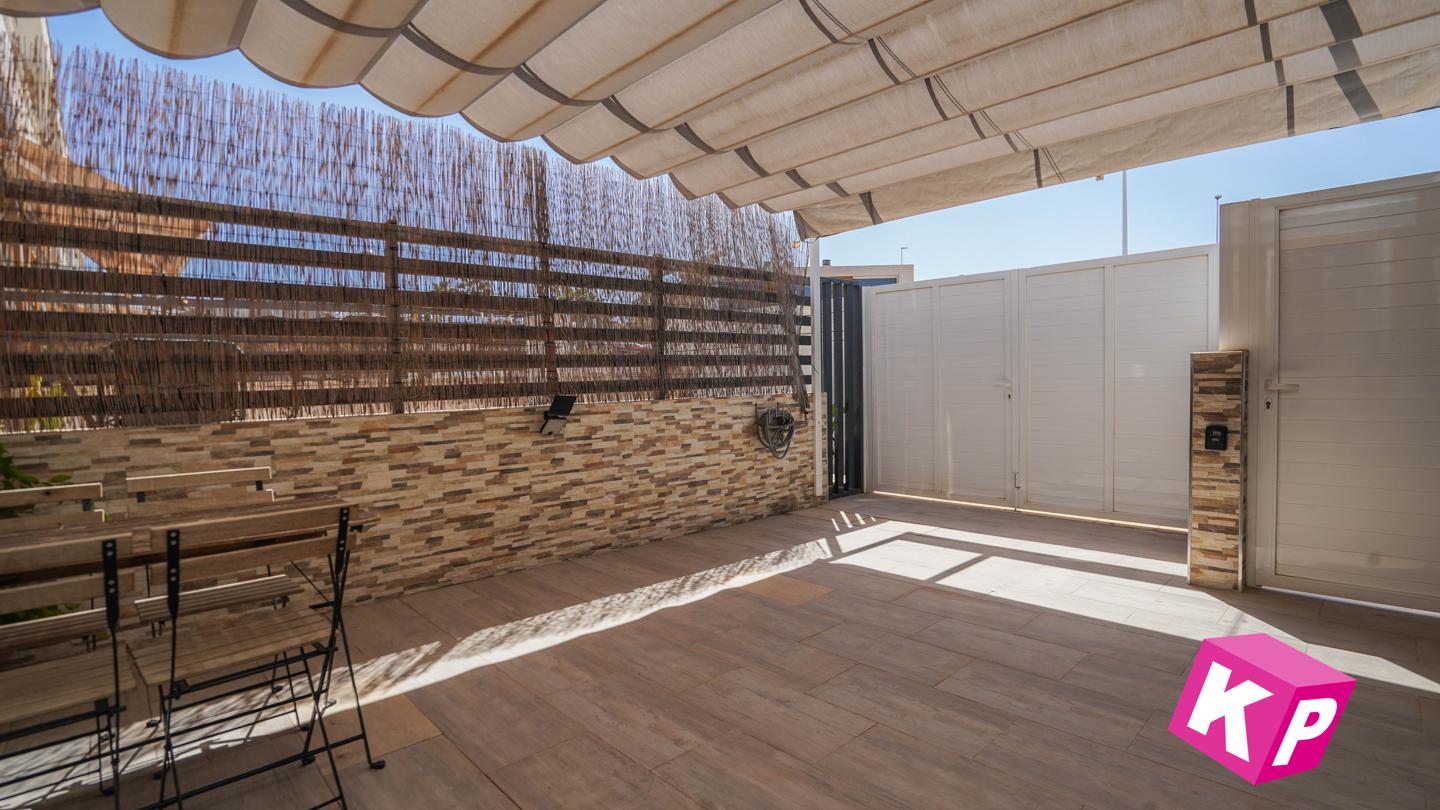 Bungalow en Carrer de Creta, Gran Alacant, Alicante de 74 m2