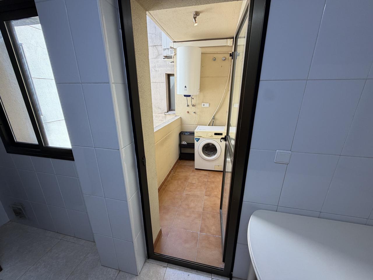 Piso en venta  El Peñón, Málaga  8/32