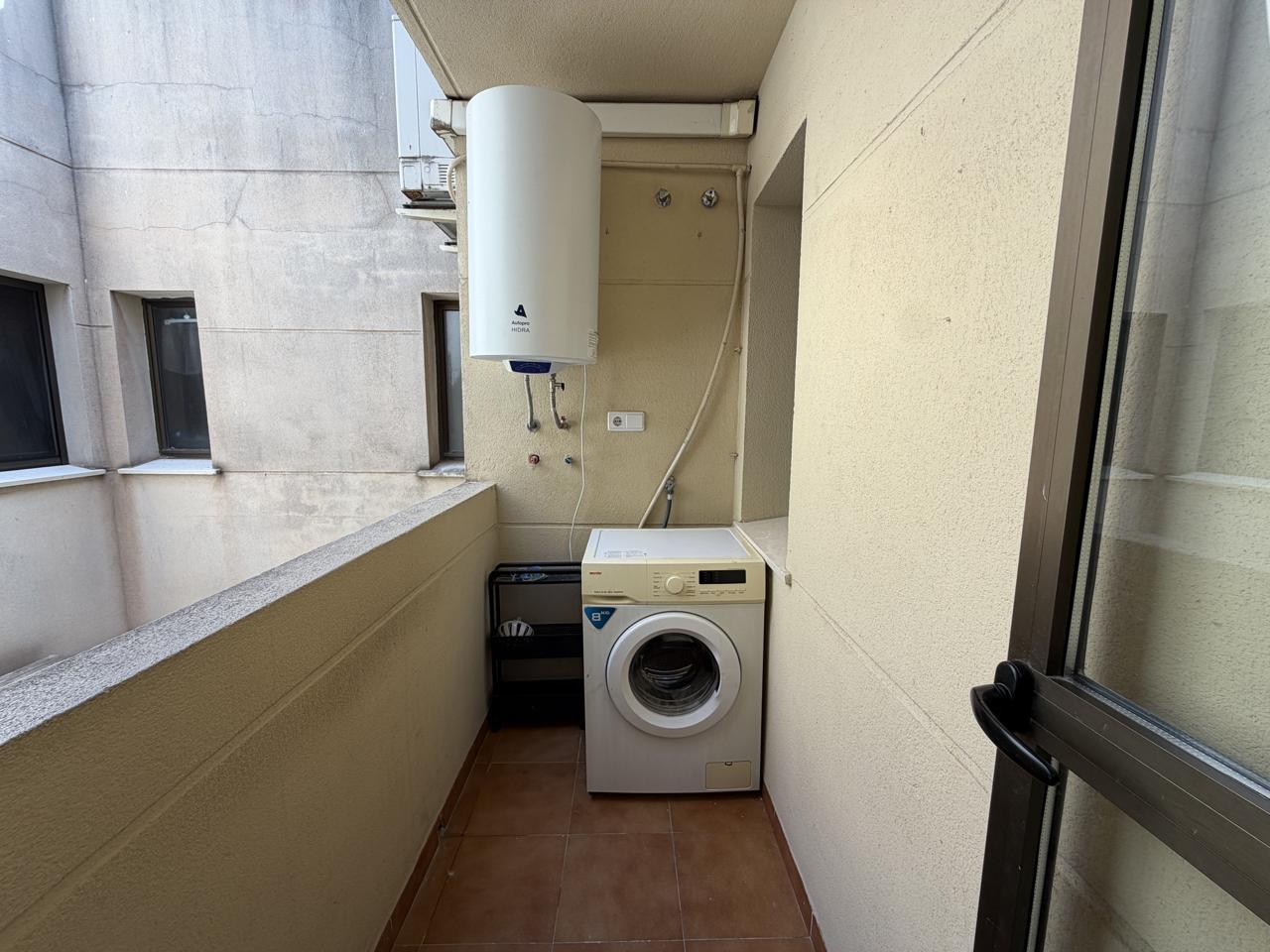 Piso en venta  El Peñón, Málaga  9/32