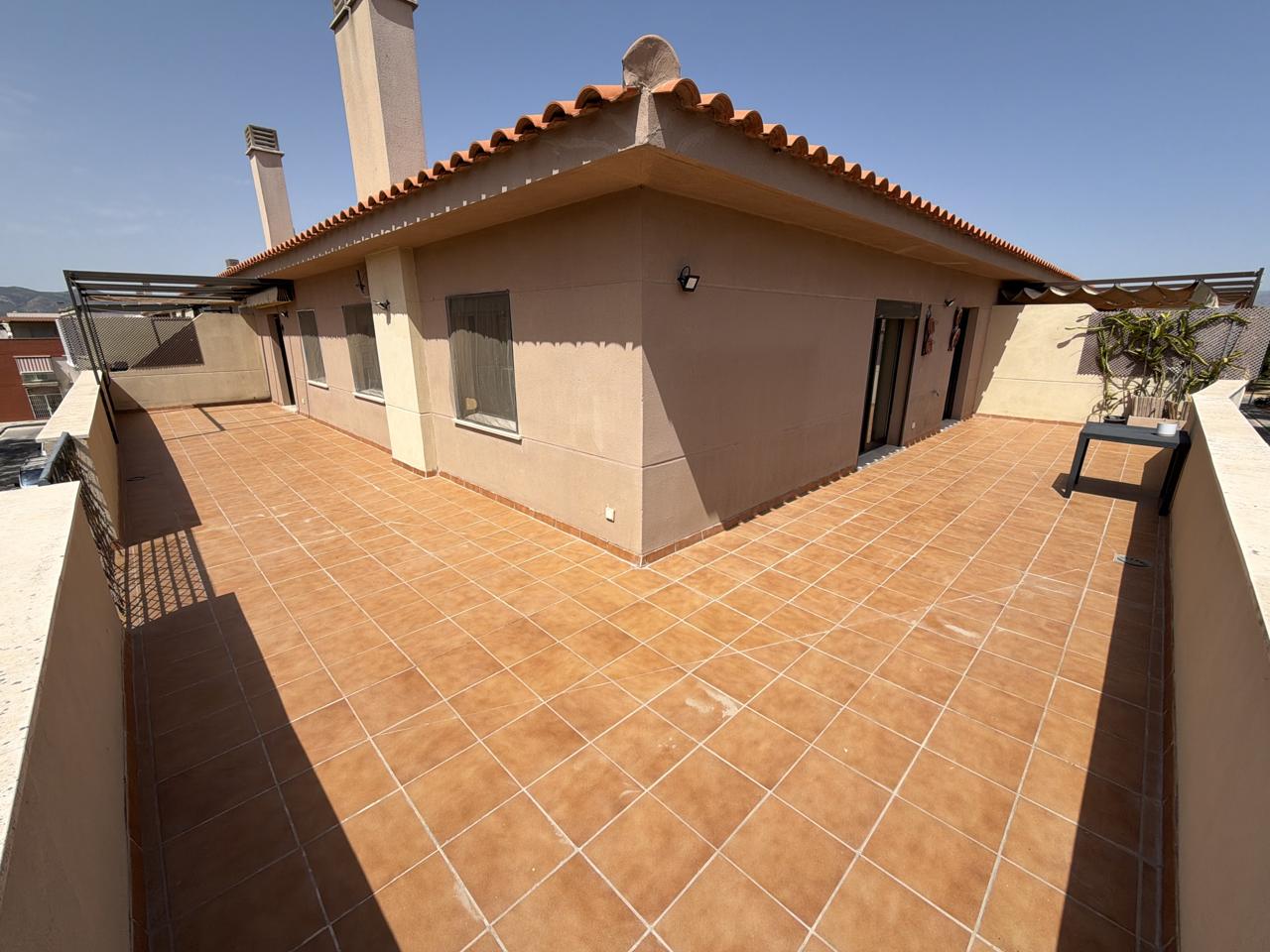 Piso en venta  El Peñón, Málaga  1/32