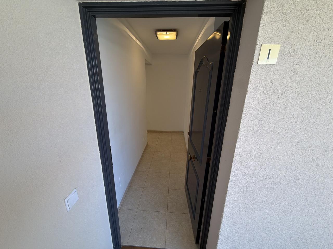 Piso en venta  El Peñón, Málaga  3/32