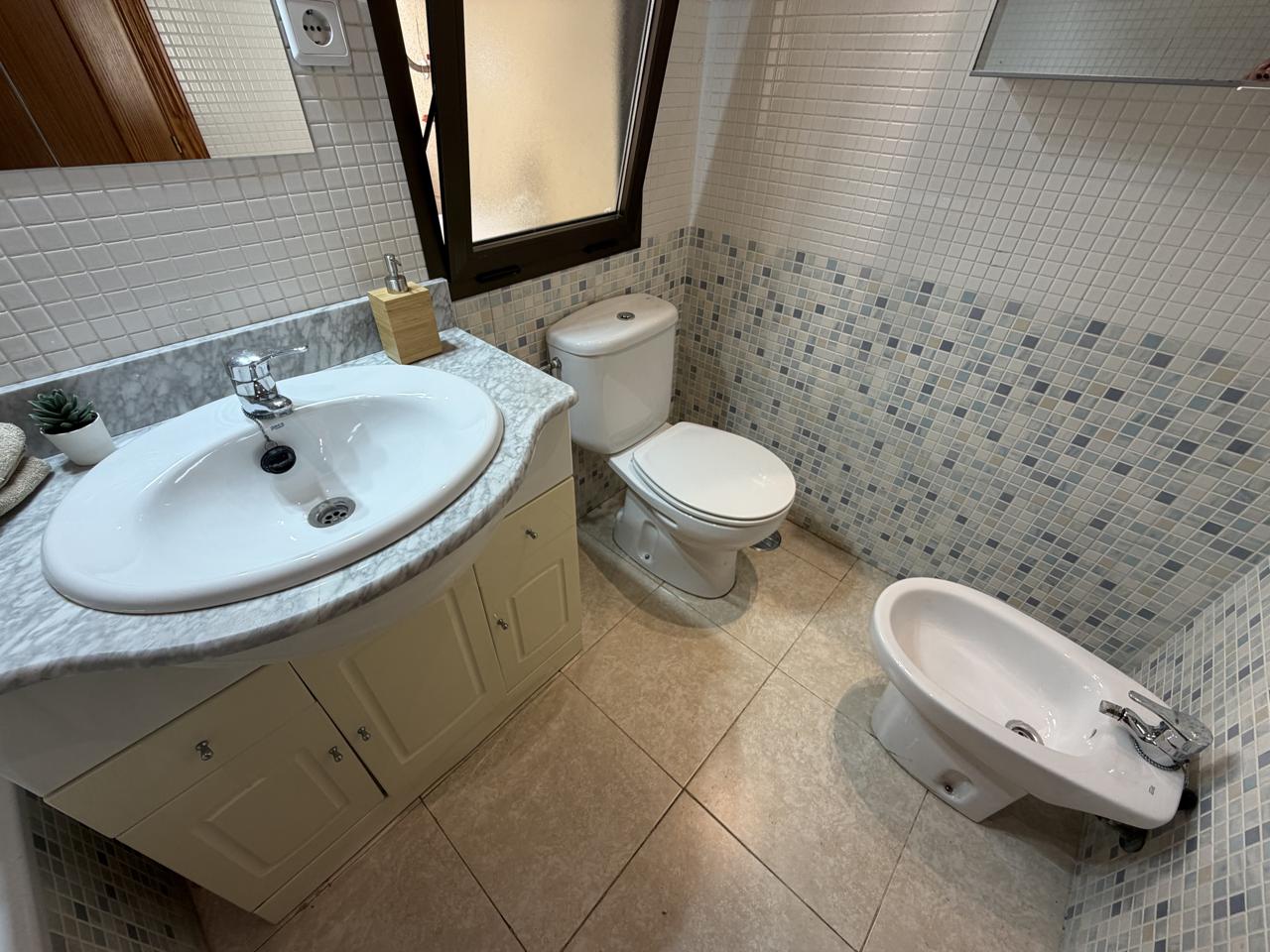 Piso en venta  El Peñón, Málaga  12/32