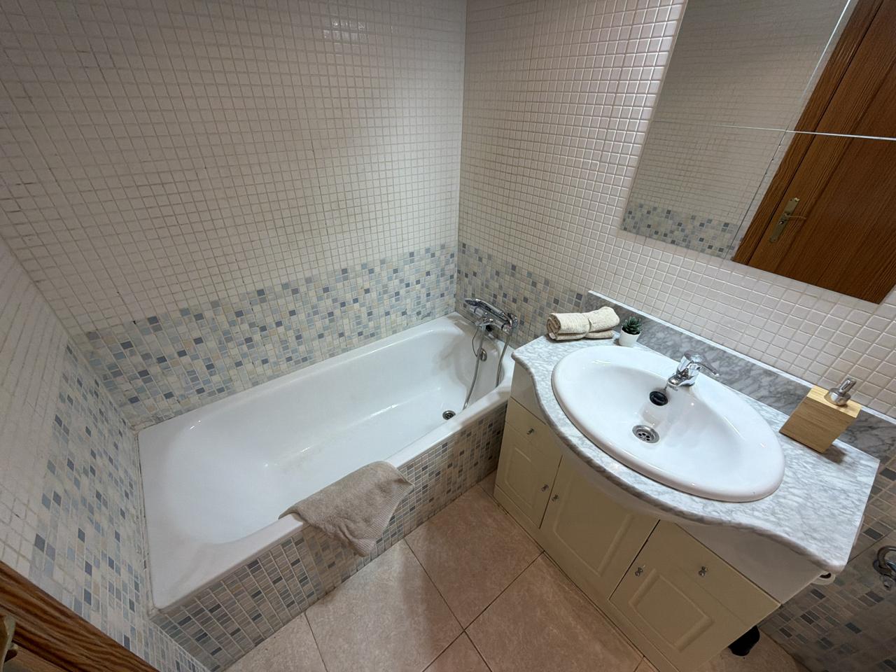 Piso en venta  El Peñón, Málaga  11/32