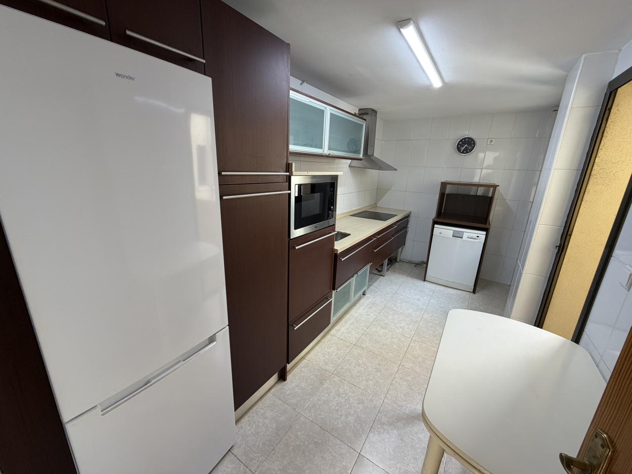Piso en venta  El Peñón, Málaga  7/32