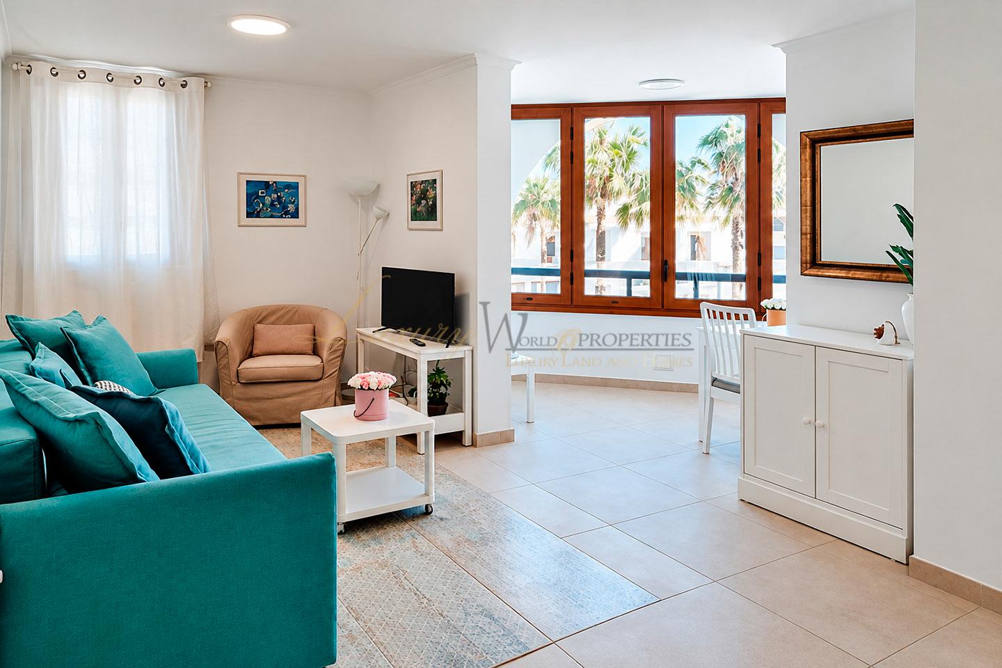 Piso en Avenida Rafael Puig Lluvina, Playa de las Americas, Santa Cruz de Tenerife de 70 m2