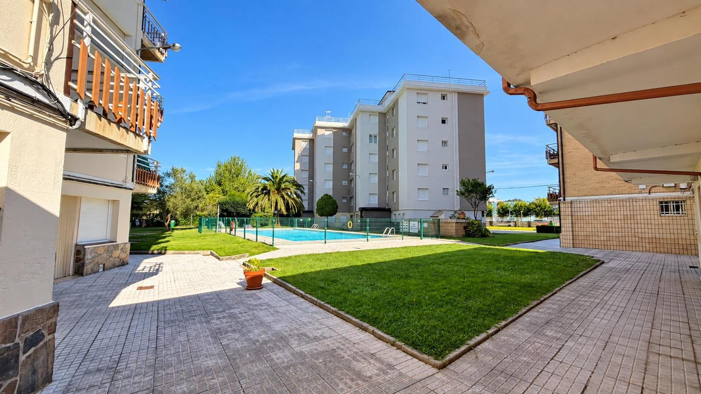 Piso en Laredo, Cantabria de 54 m2