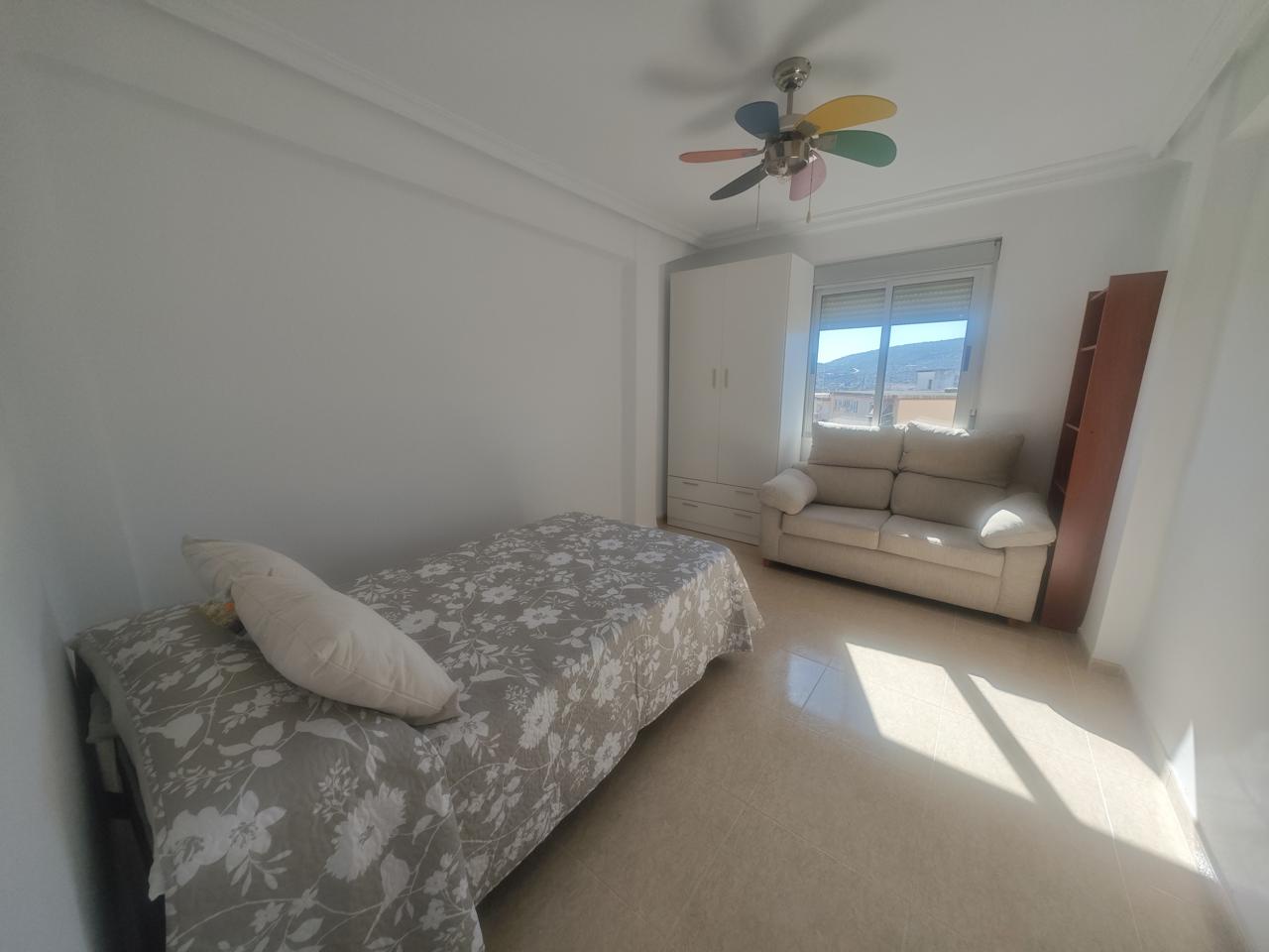 Piso en Calle Lusitania, Plasencia, Cáceres de 74 m2