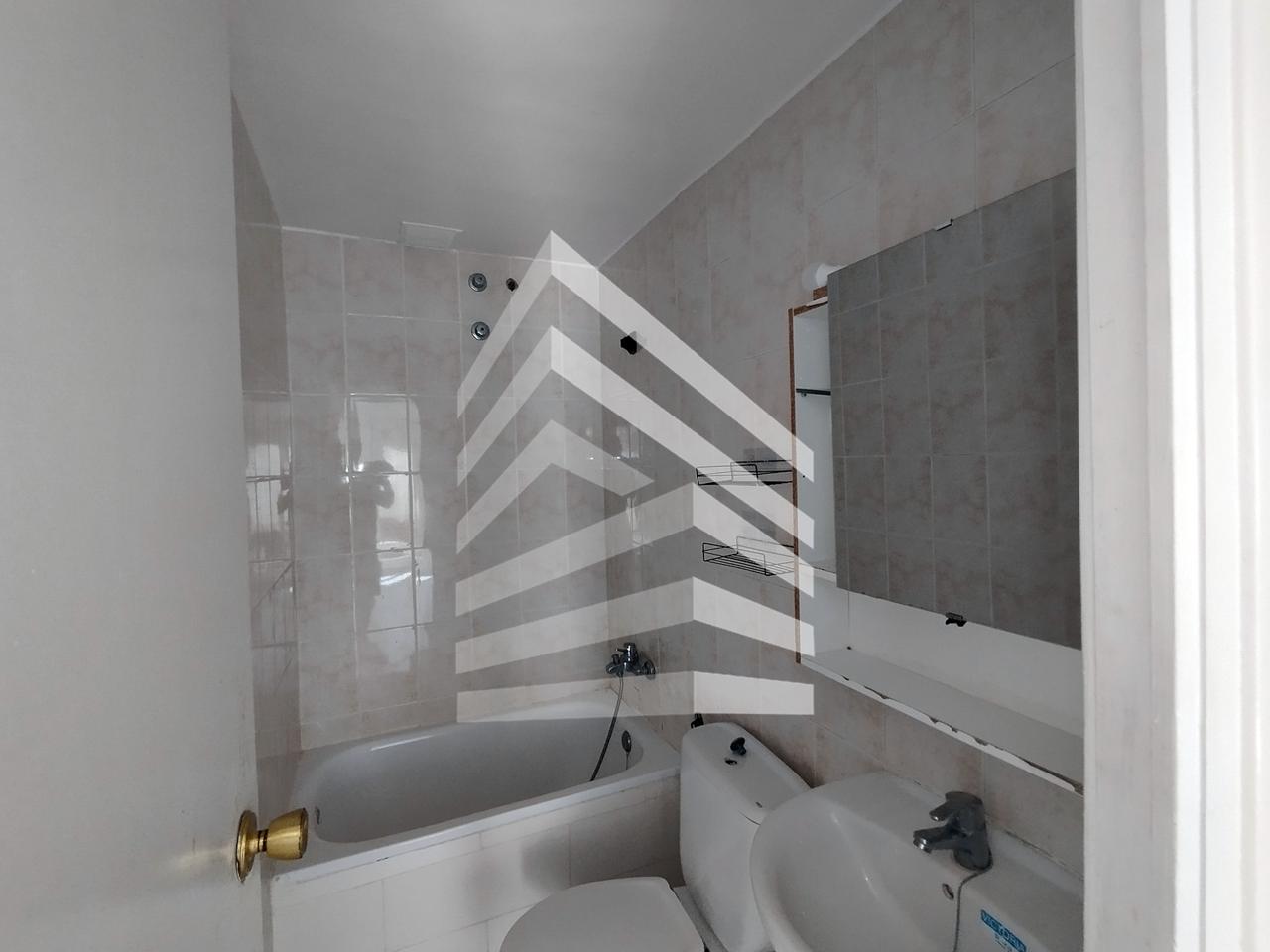 pisos en girona · carrer-del-montseny-17006 87160€