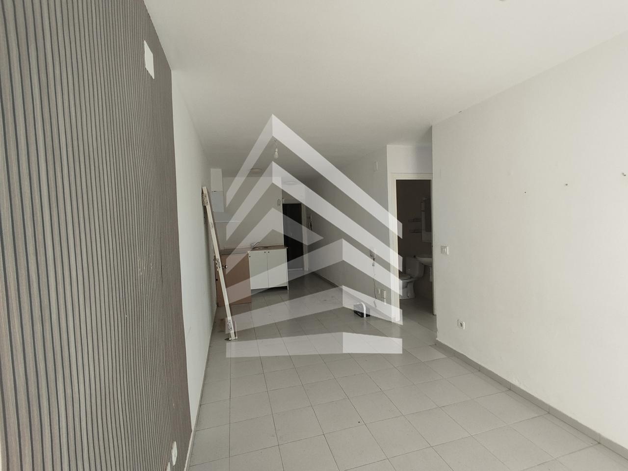 pisos en girona · carrer-del-montseny-17006 87160€