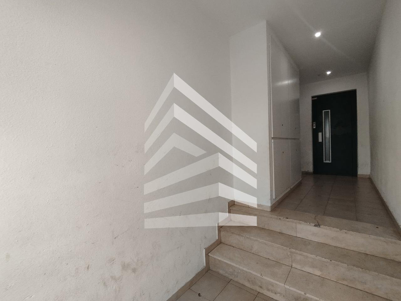 pisos en girona · carrer-del-montseny-17006 87160€