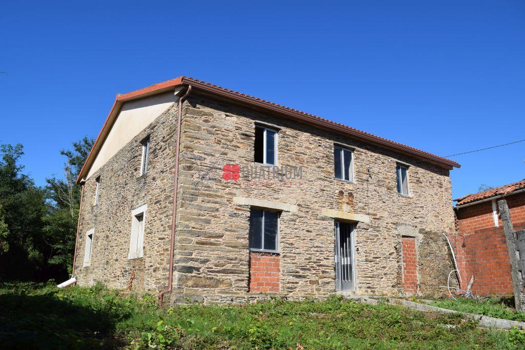 Casa / chalet en Cimadevila, Touro, A Coruña de 252 m2