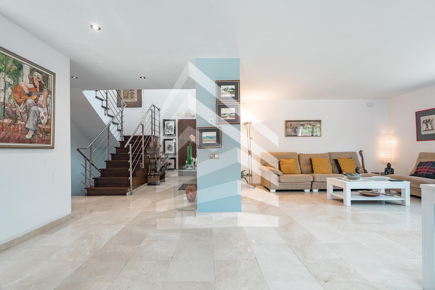 villas en sant-just-desvern · carrer-cacadors-08960 €
