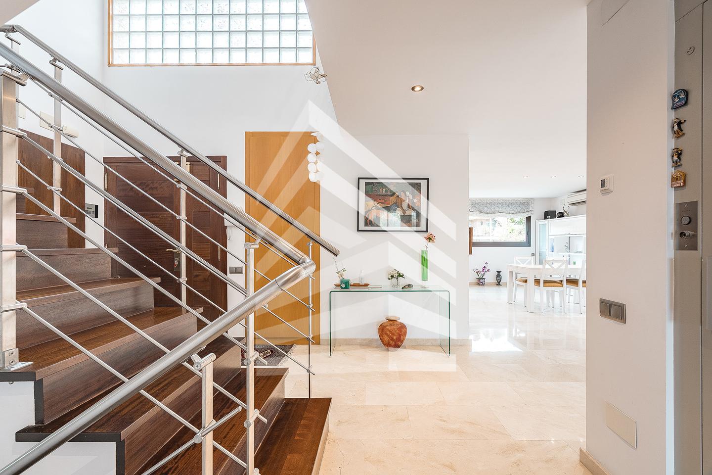 villas en sant-just-desvern · carrer-cacadors-08960 €
