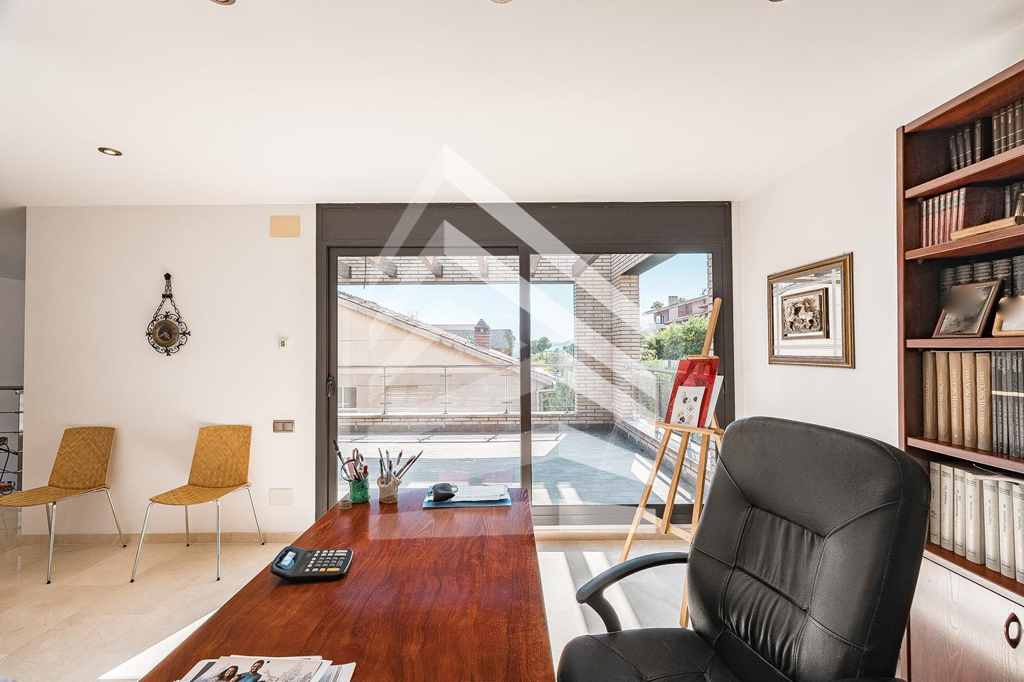 villas en sant-just-desvern · carrer-cacadors-08960 €