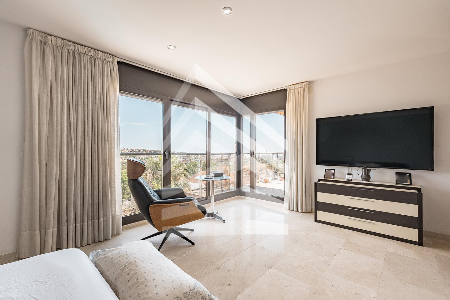 villas en sant-just-desvern · carrer-cacadors-08960 €