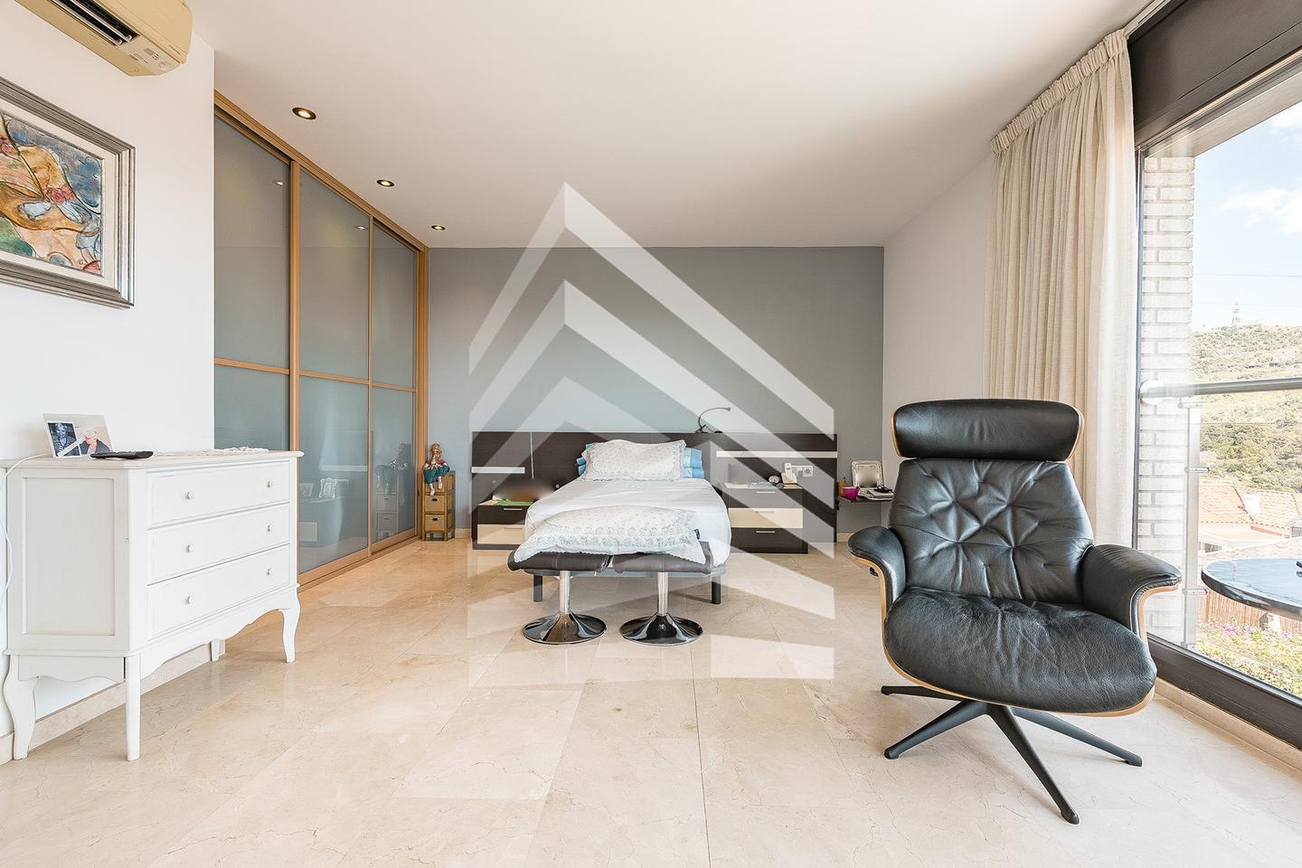 villas en sant-just-desvern · carrer-cacadors-08960 €
