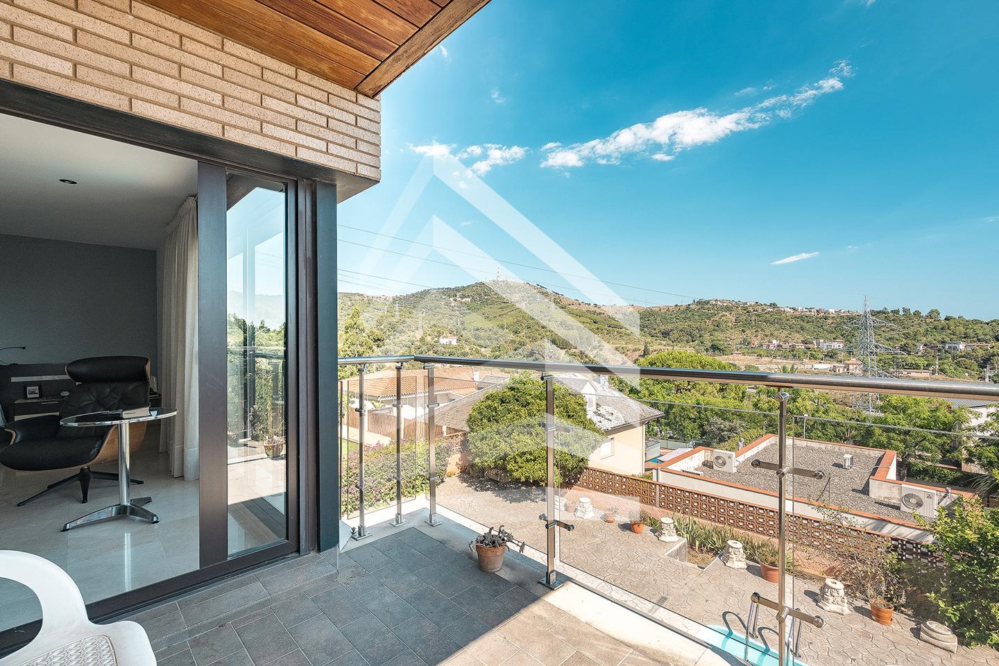 villas en sant-just-desvern · carrer-cacadors-08960 €