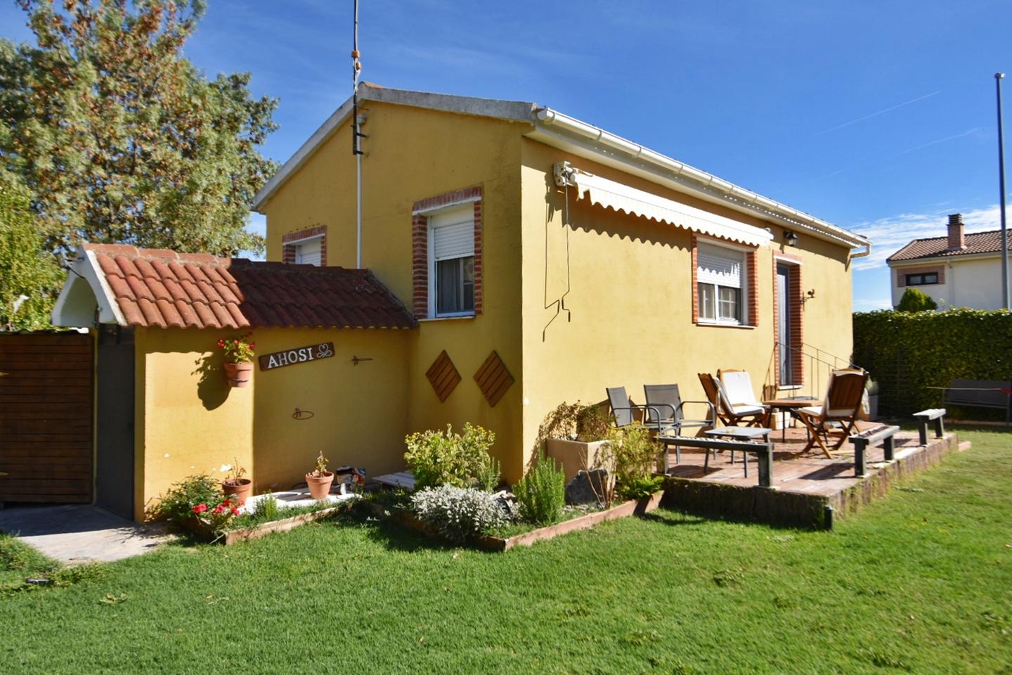 Casa / chalet en Calle Alta, Bocigas, Valladolid de 82 m2