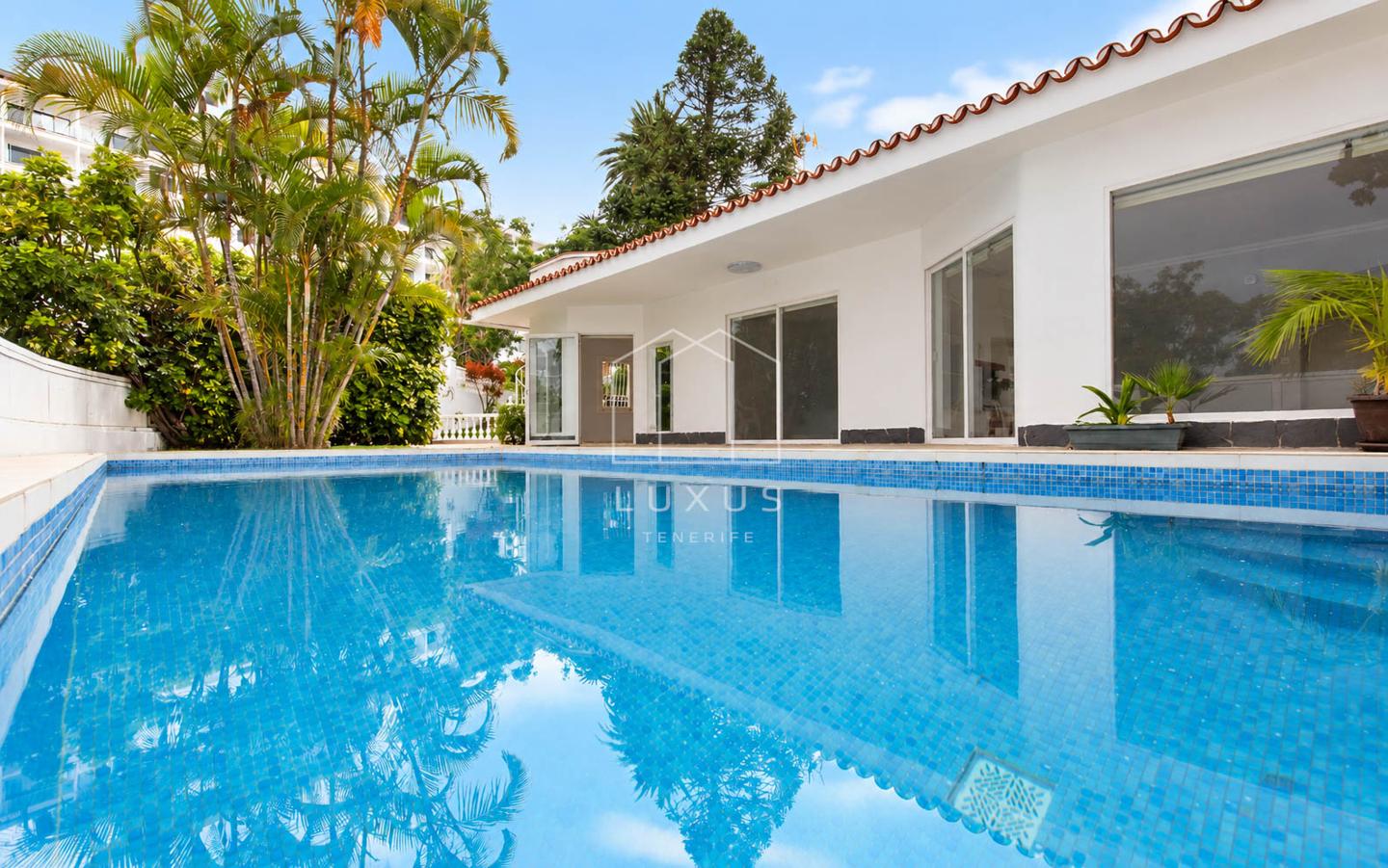 Casa / chalet en Puerto de la Cruz, Santa Cruz de Tenerife de 215 m2