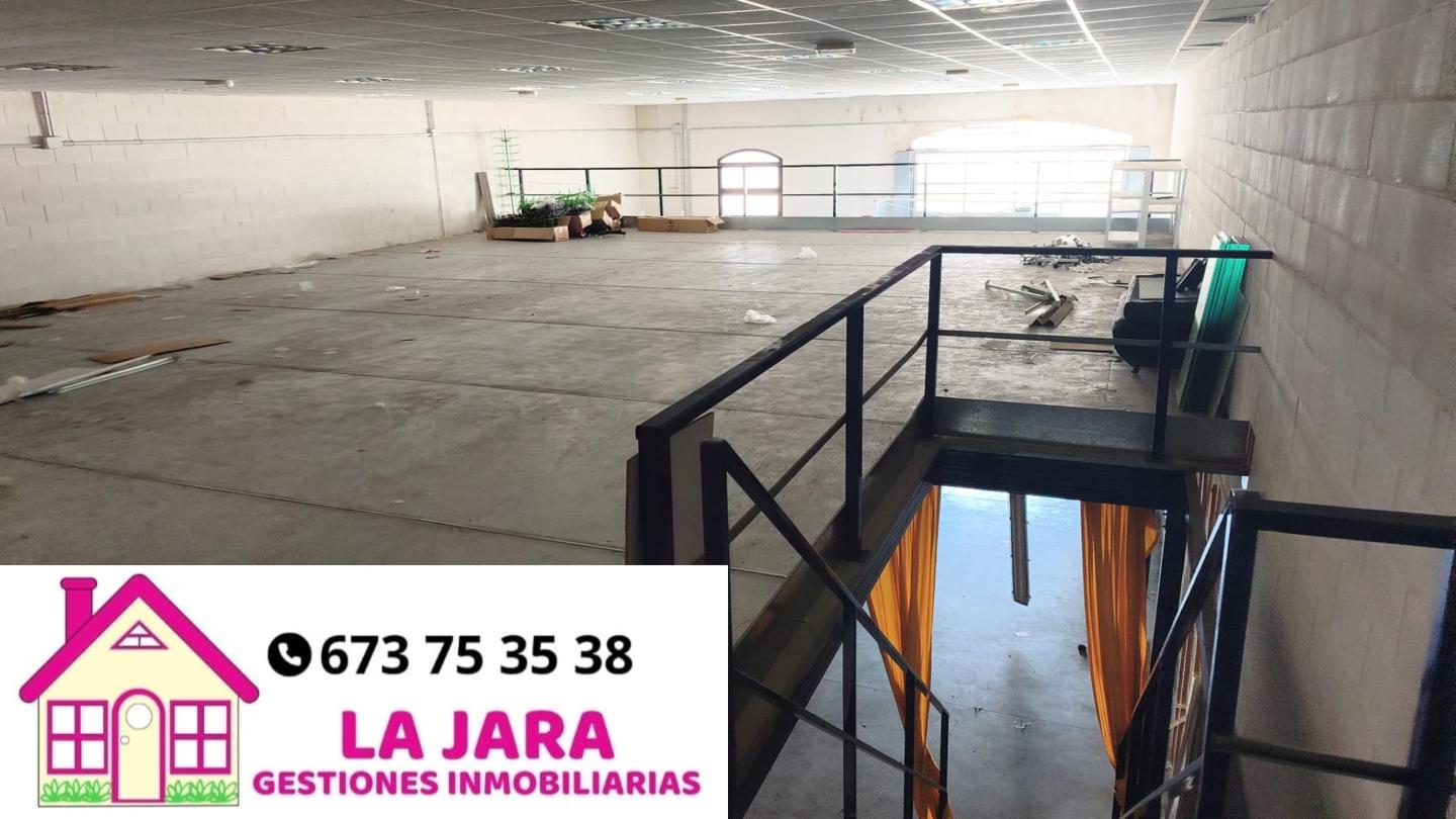 Nave industrial en Calle Bobadilla, Jerez de la Frontera, Cádiz de 250 m2