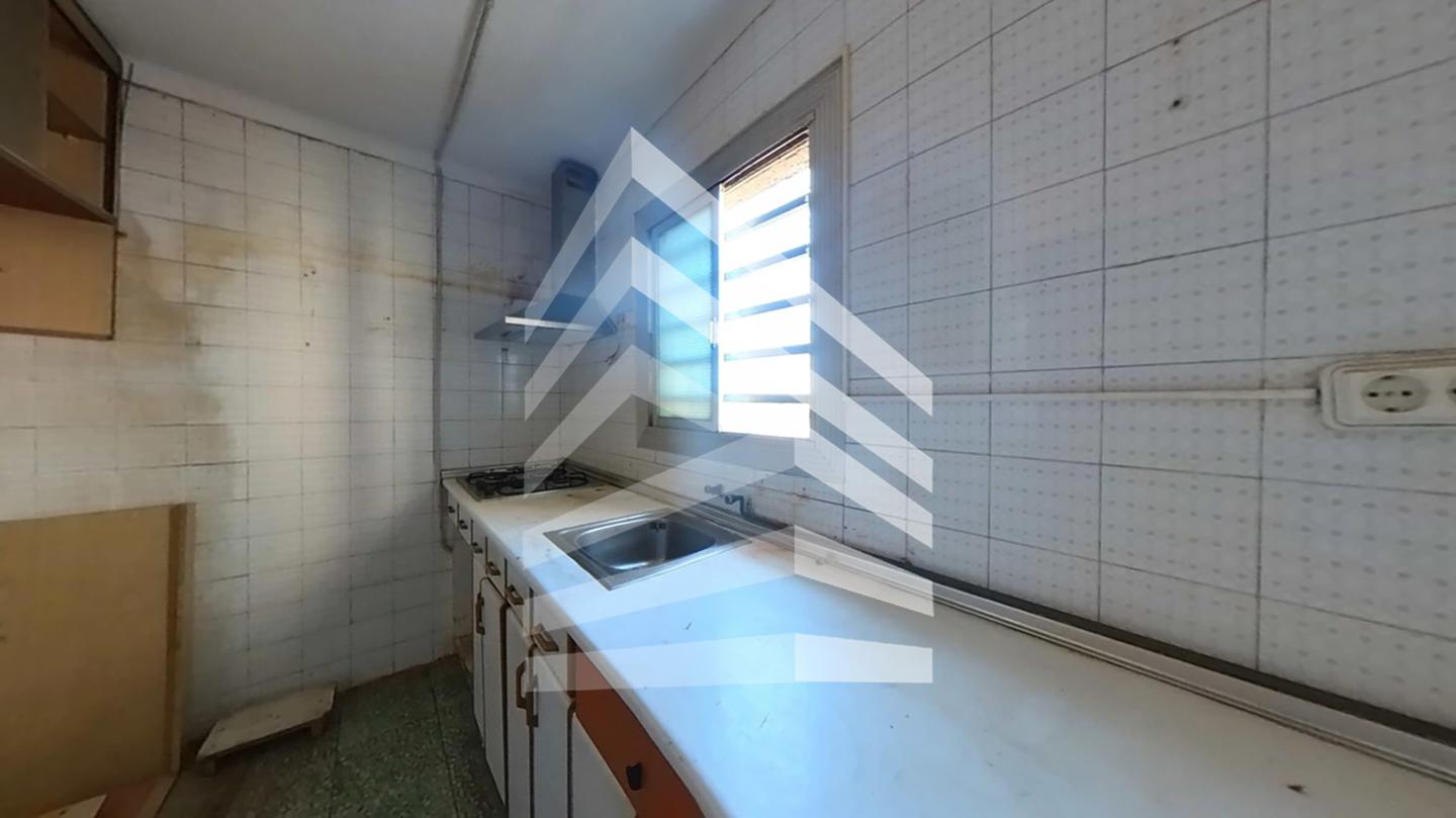 pisos en santa-coloma-de-gramenet · carrer-d'espriu-08923 148350€
