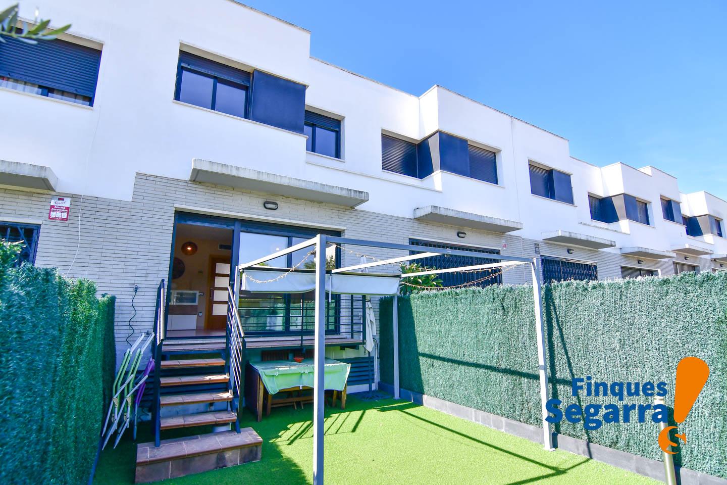 Casa / chalet en Carrer Rosalia de Castro, Roda de Berà, Tarragona de 120 m2