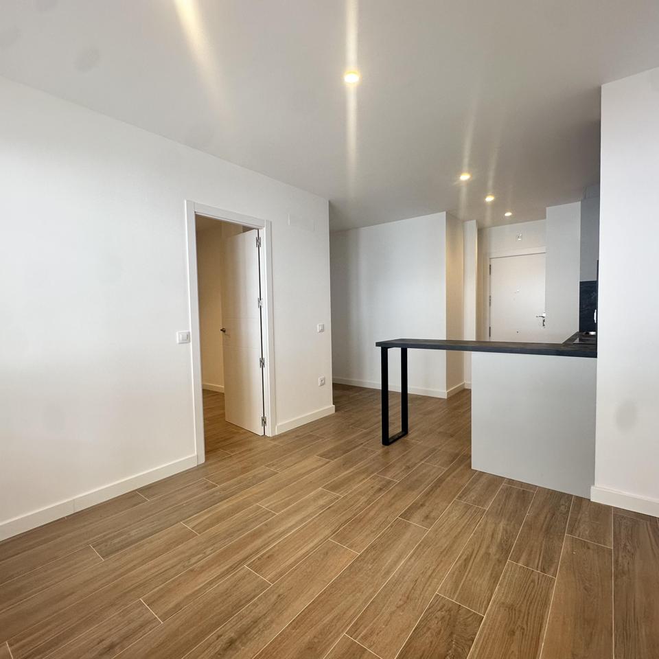 pisos en alcobendas · calle-de-velarde-28100 1200€